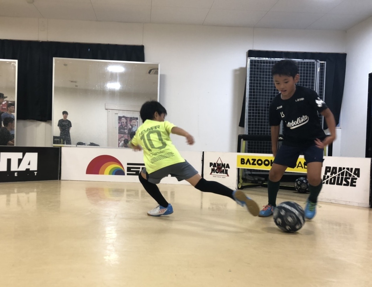 1on1の囲い ストリートサッカーコート パナ コート